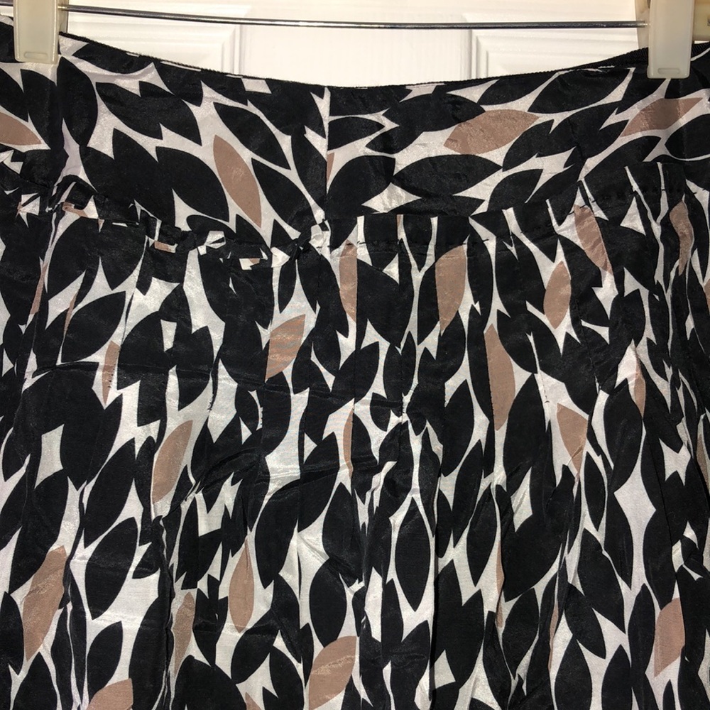 Spring skirt - Picture 2 of 4